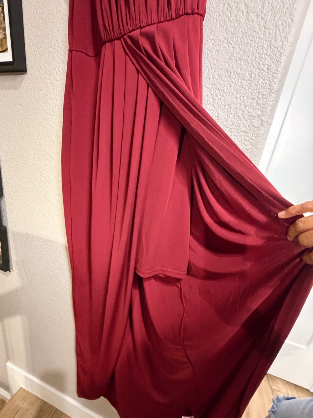 VENUS Sleeveless High-Neck Wine High-Low Maxi Dress - Picture 2 of 4